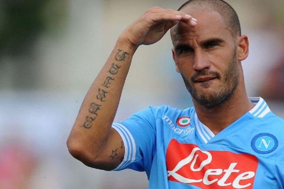 NAPOLI, CANNAVARO SEMPRE PIÙ VERSO L'ADDIO. MAZZARRI LO VUOLE: A GENNAIO PASSA ALL'INTER? - 06/10/2013