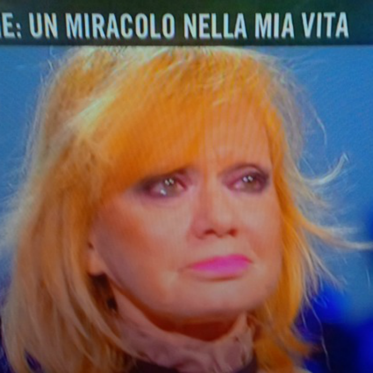 RITA PAVONE RACCONTA IL SUO DRAMMA IN DIRETTA TV: ''ECCO L'ANGELO CHE MI HA SALVATO LA VITA'' - 11/11/2015