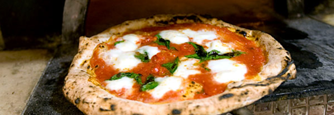 RUBA UNA PIZZA PER IL FIGLIO AFFAMATO, LA PAGA 13 ANNI DOPO: LA SUA LETTERA COMMUOVE IL WEB - 05/02/2015