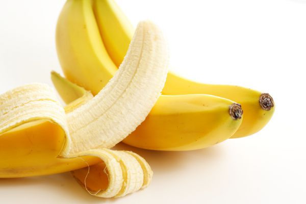 5 PROBLEMI CHE LE BANANE RISOLVONO MEGLIO DELLE MEDICINE - 17/04/2016