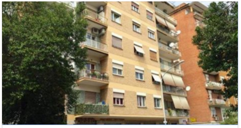 ROMA - LA SCONCERTANTE SCOPERTA SUL SUO BALCONE DI CASA. ARRESTATO 27ENNE - 21/05/2016