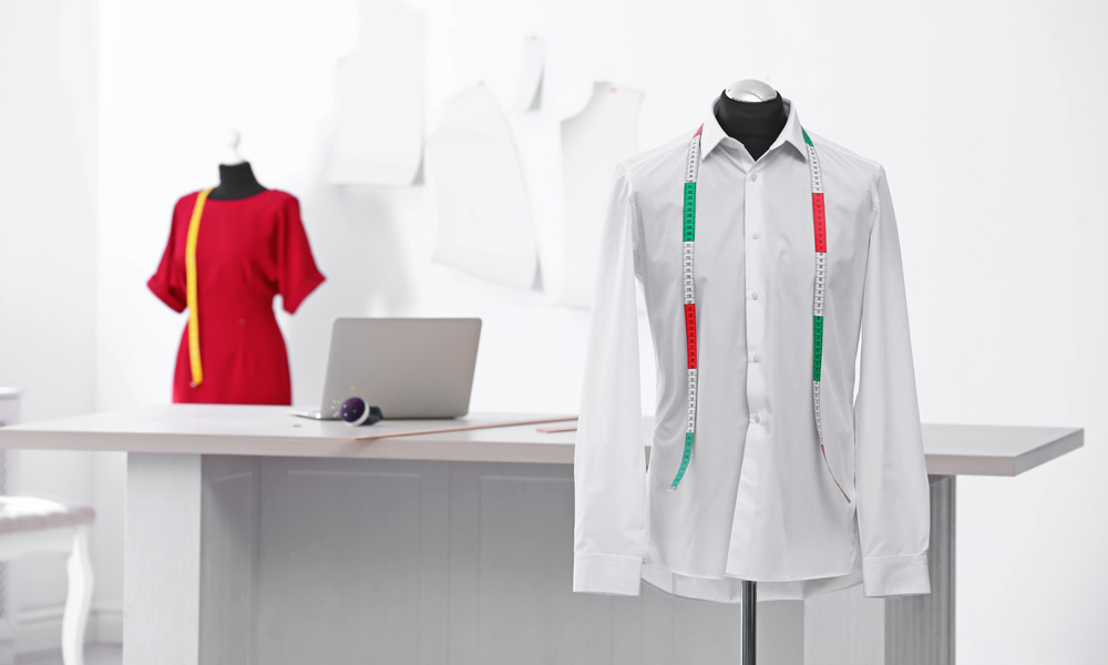 Abbigliamento da Lavoro Personalizzato: Cosa Scegliere in Base al Settore e Come Ordinarlo Online - 16/03/2026