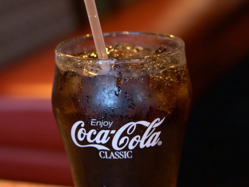 RAGAZZA MUORE ''PER AVERE BEVUTO TROPPA COCA COLA'' - 06/05/2013
