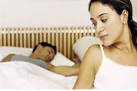 BACIA UN UOMO CON L'HERPES E RICEVE UN RISARCIMENTO ENORME - 04/07/2014