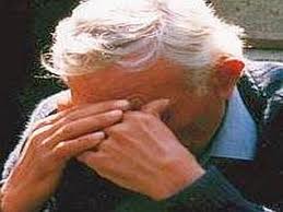 Dopo 19 anni scopre che sua moglie… è un uomo - 01/03/2013