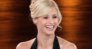 Michelle Hunziker, parto in diretta a Striscia - 18/09/2013